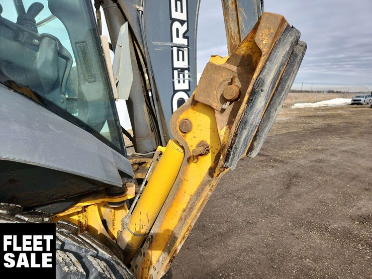 2014-deere-410k-image-33