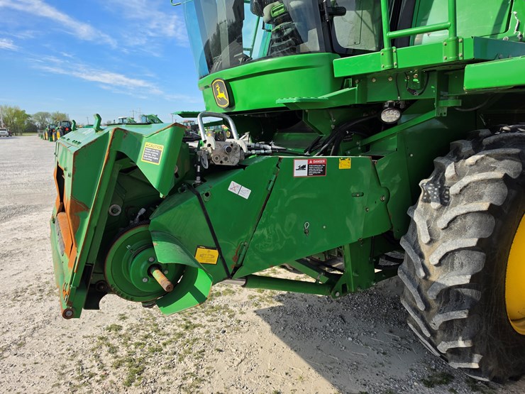 2006-john-deere-9560-sts-image-5