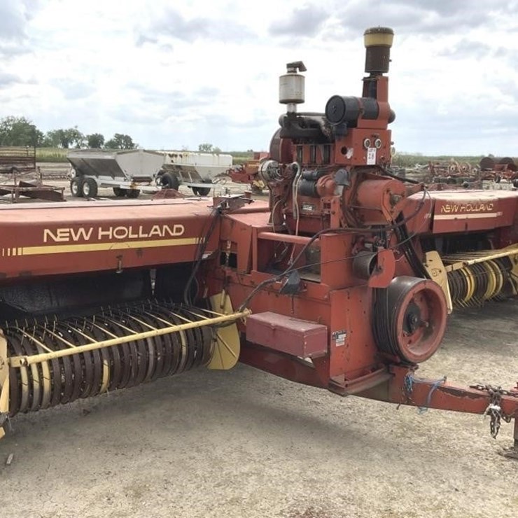 NEW HOLLAND 515