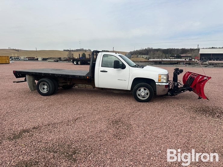 2010-chevrolet-3500-image-4