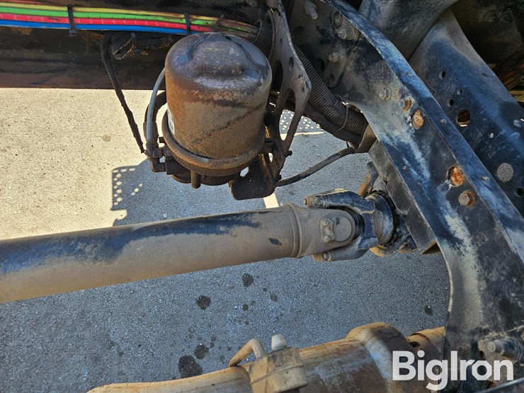 2013-ford-f750-xlt-image-18