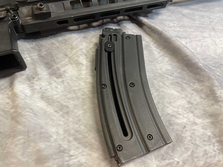 #10142-•-heckler-&-koch-hk416,-22-lr-semi-auto-rifle,-sn:-hb068782-image-18