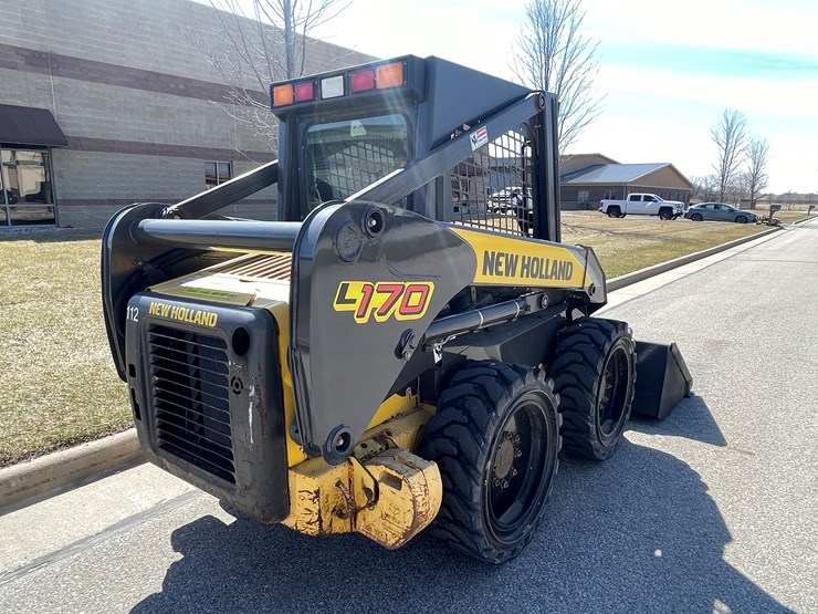 2006-new-holland-l170-image-5