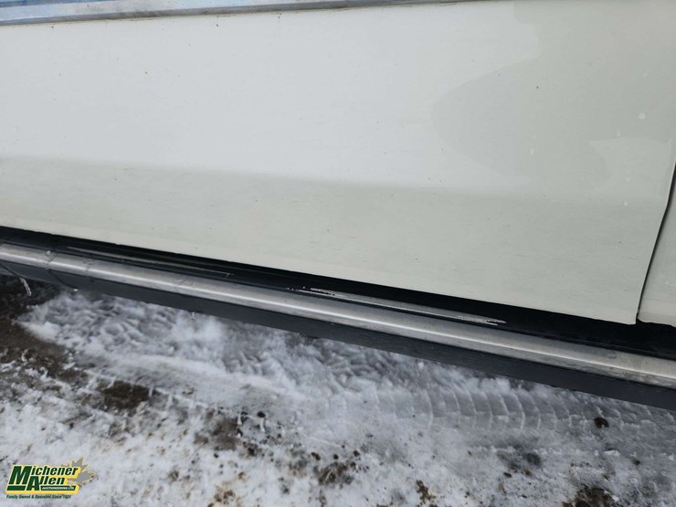 2015-gmc-yukon-denali-image-34