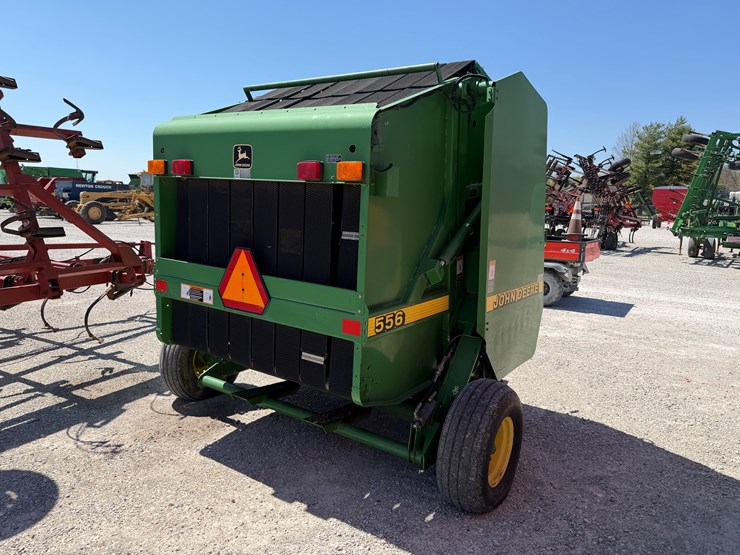 john-deere-556-image-8