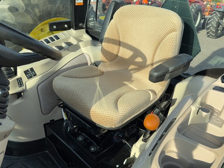 john-deere-4052r-image-18