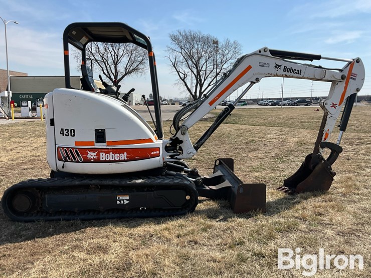2009-bobcat-430g-image-4