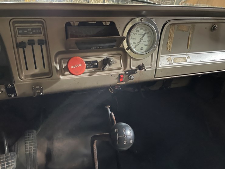 #210-•-1964-chevy-80-(howe)-fire-truck-(no-brakes)-(no-title)-(wakefield,-mi)-image-55