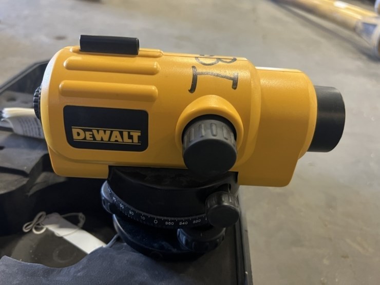 dewalt-dw096-automatic-laser-level-image-4