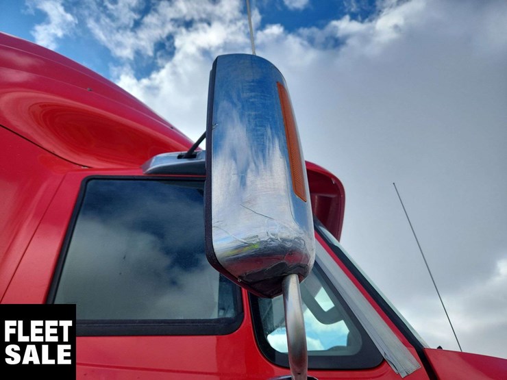 2014-international-prostar-image-51