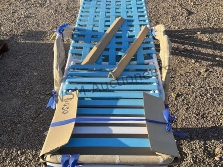 (2)-lawn-chairs-image-3