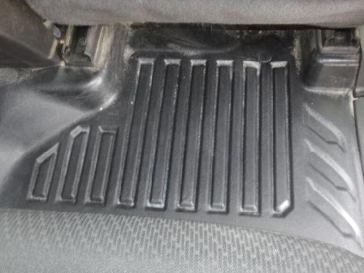 2023-chevrolet-1500-image-38