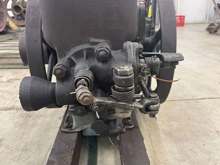 john-deere-11-image-17