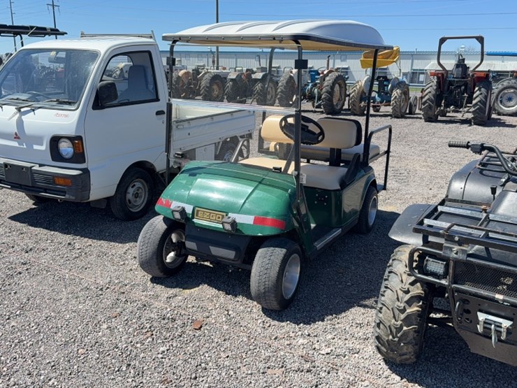 #3091-•-e-z-go-electric-golf-cart-image-1