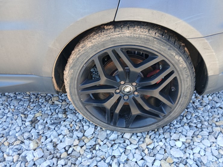 2016-land-rover-range-rover-image-73