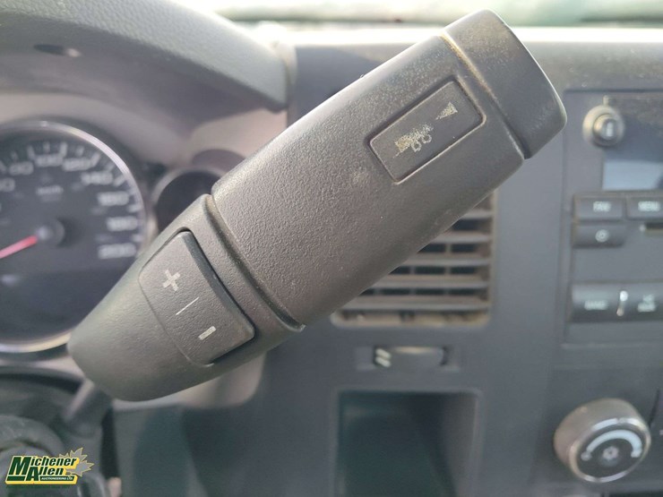 2009-gmc-sierra-2500hd-image-14