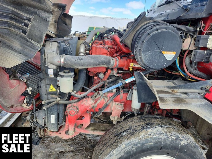 2014-international-prostar-image-31