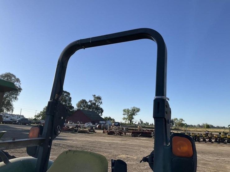 john-deere-5083e-image-10