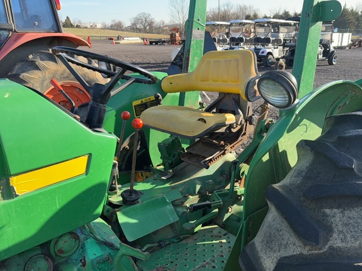 john-deere-2240-image-15