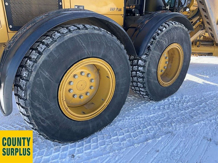 2018-caterpillar-160m-image-12