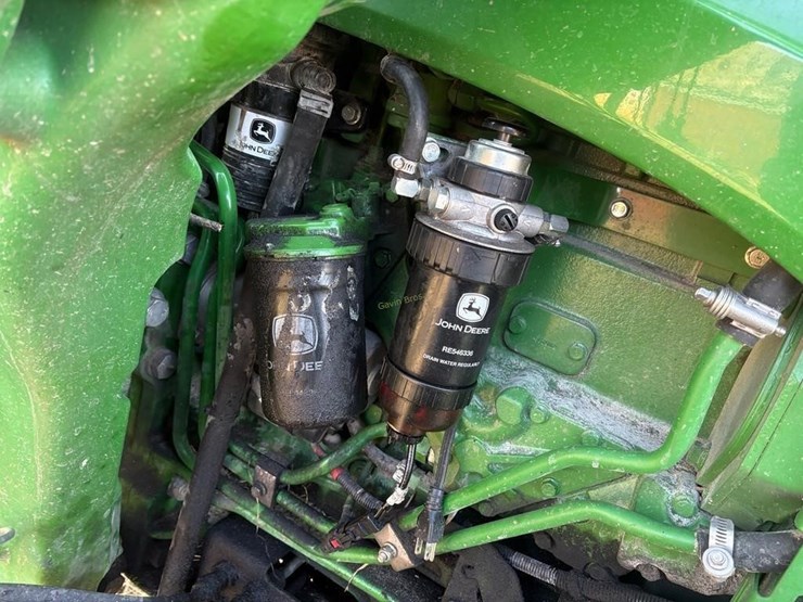 2022-john-deere-5100m-image-24