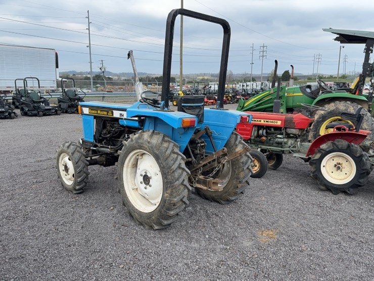 #3065-•-ranch-master-254-tractor-image-10