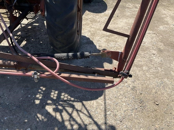 danzig-300g-poly-tank-s.p.-articulating-sprayer-image-22