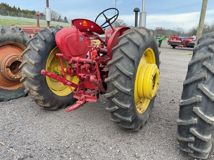 massey-harris-44d-special-image-8