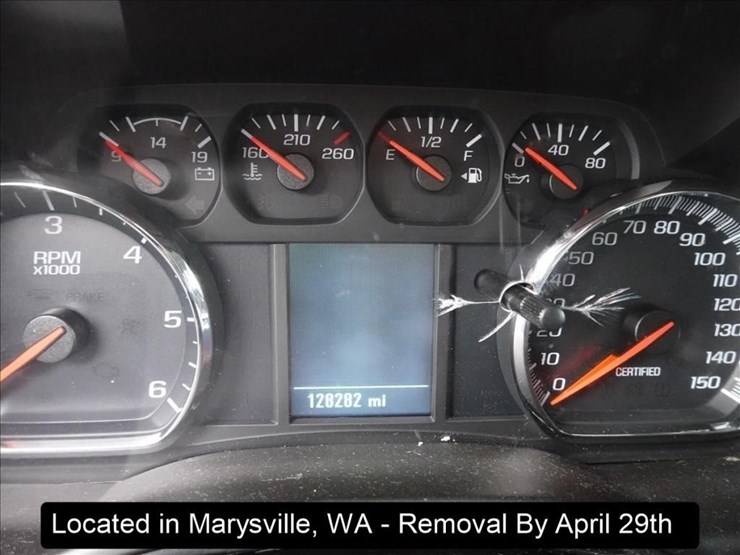 2017-chevrolet-tahoe-image-11