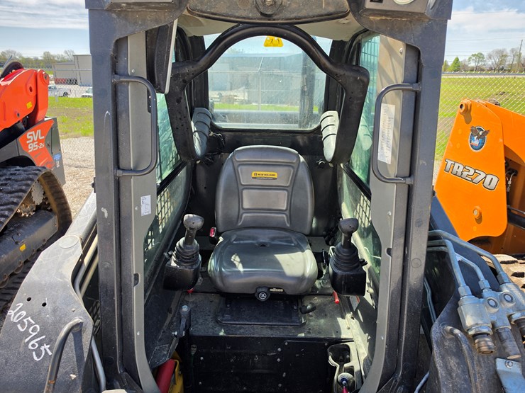 2022-new-holland-c332-image-7