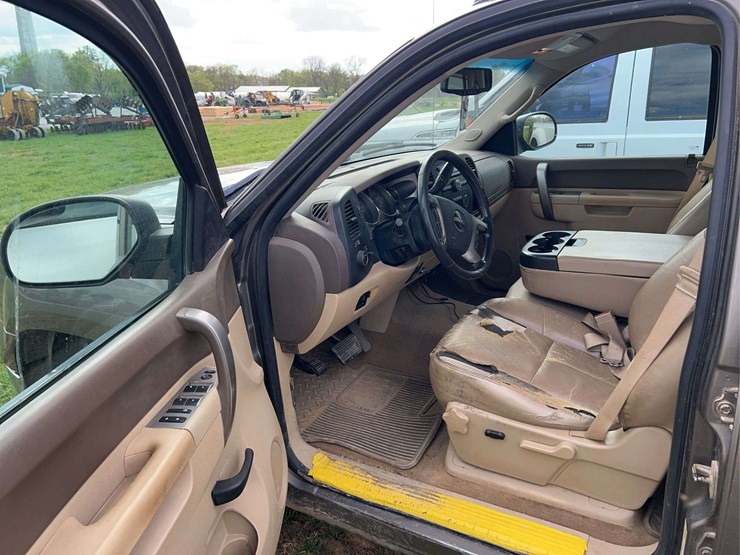 2012-gmc-sierra-1500-image-8