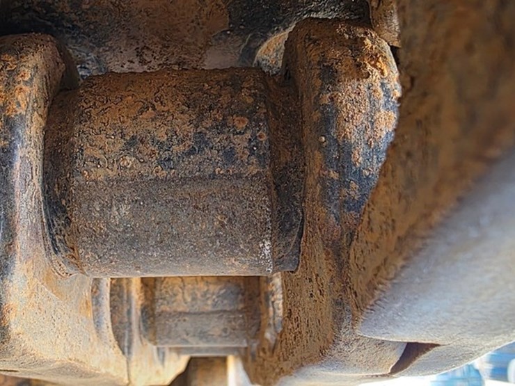 2005-caterpillar-d4g-xl-image-39