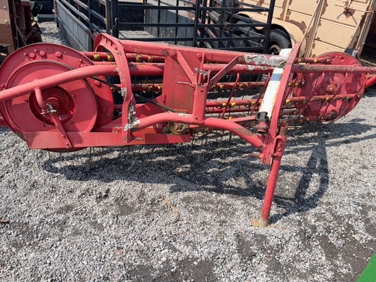 massey-ferguson-3-image-1