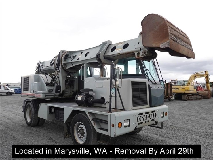 2009-gradall-xl3100-image-31