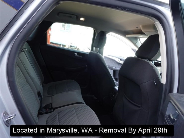 2020-ford-escape-image-22