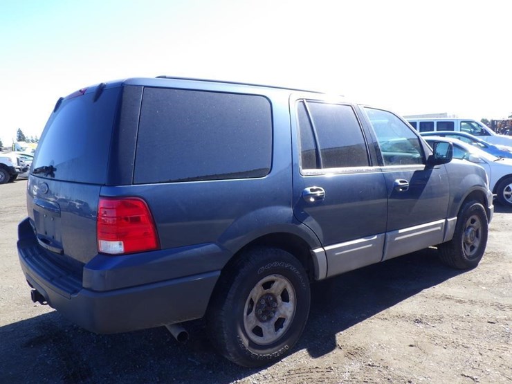 2003-ford-expedition-image-4