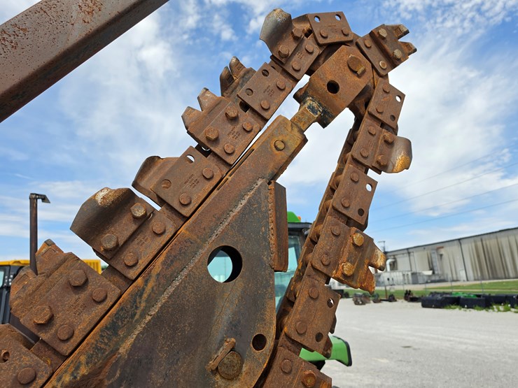 2002-ditch-witch-rt70-image-15