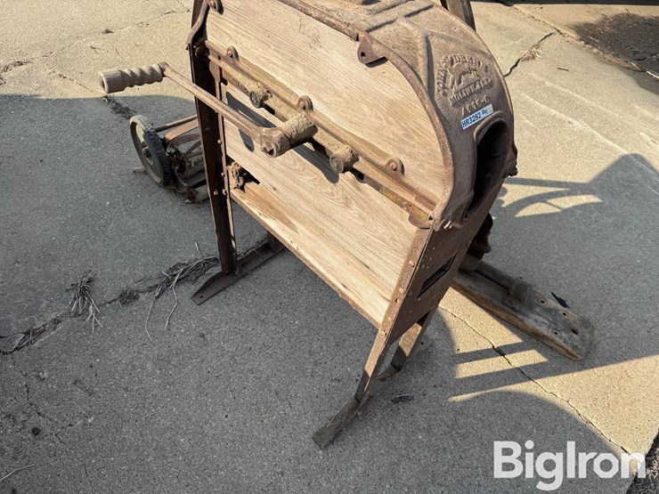 antique-farm-tools-image-18