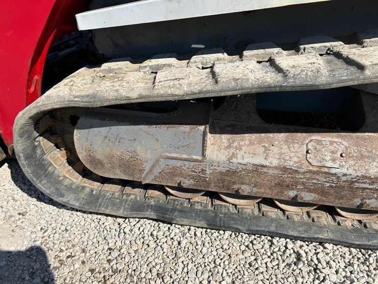 2013-takeuchi-tl12-image-17