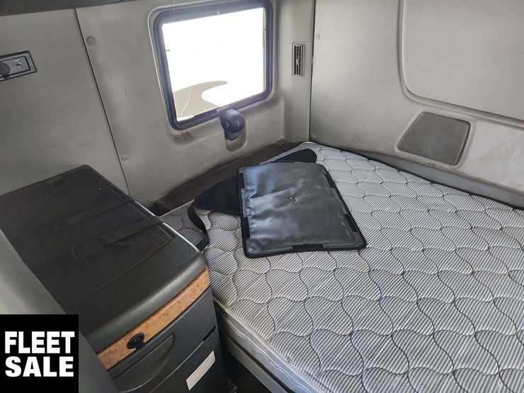 2014-international-prostar-image-25