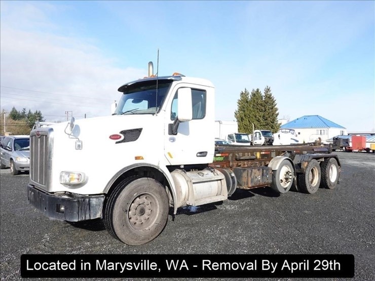 2015-peterbilt-567-image-1