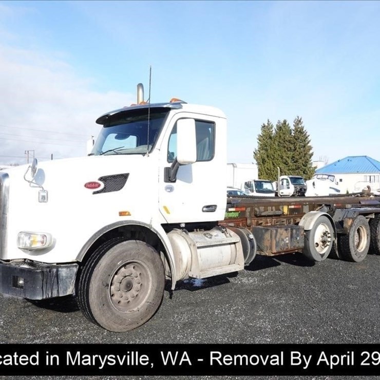 2015 PETERBILT 567