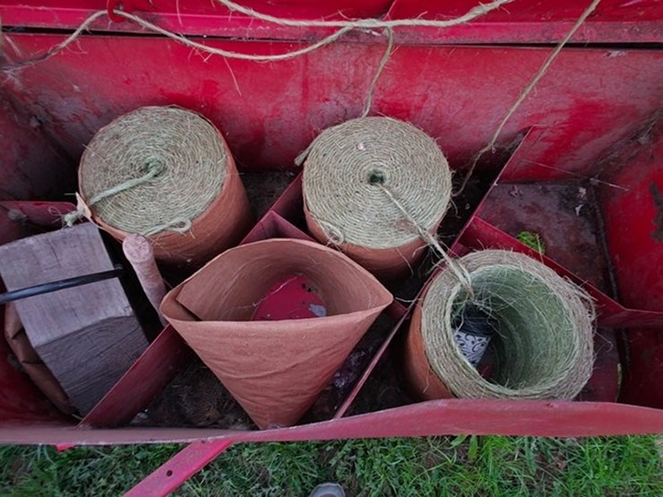 new-holland-315-image-15