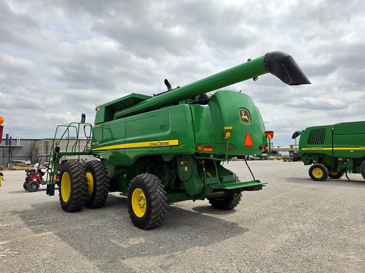 2010-john-deere-2010-image-16
