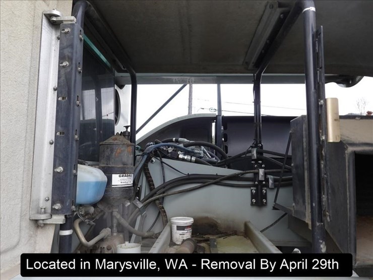 2009-gradall-xl3100-image-5