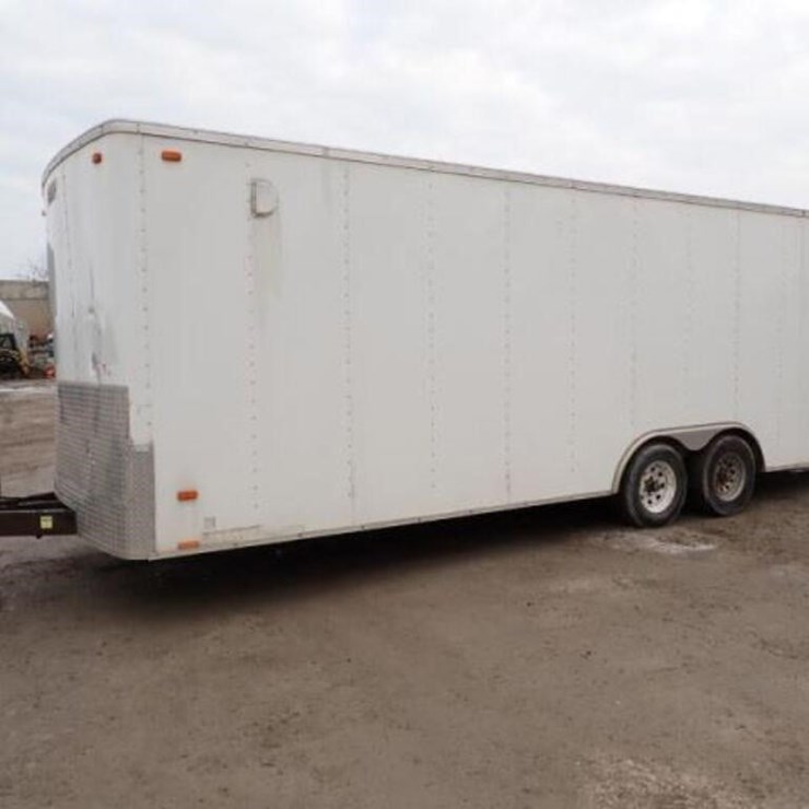 2015 LGS 24 Ft T/A Enclosed Trailer 53BPTEB21HA028
