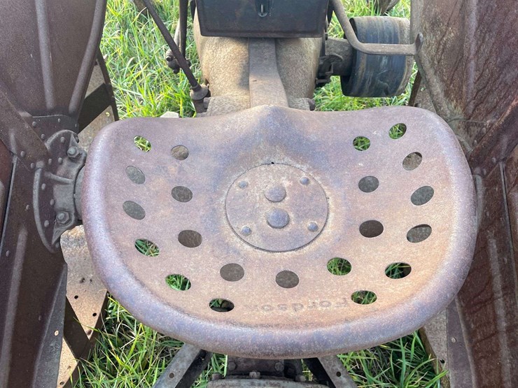 1927-fordson-tractor-image-49