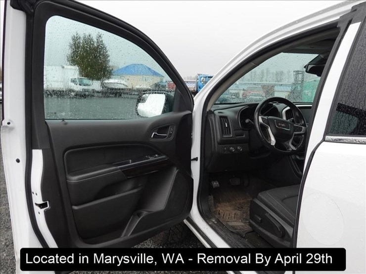 2017-gmc-canyon-image-3