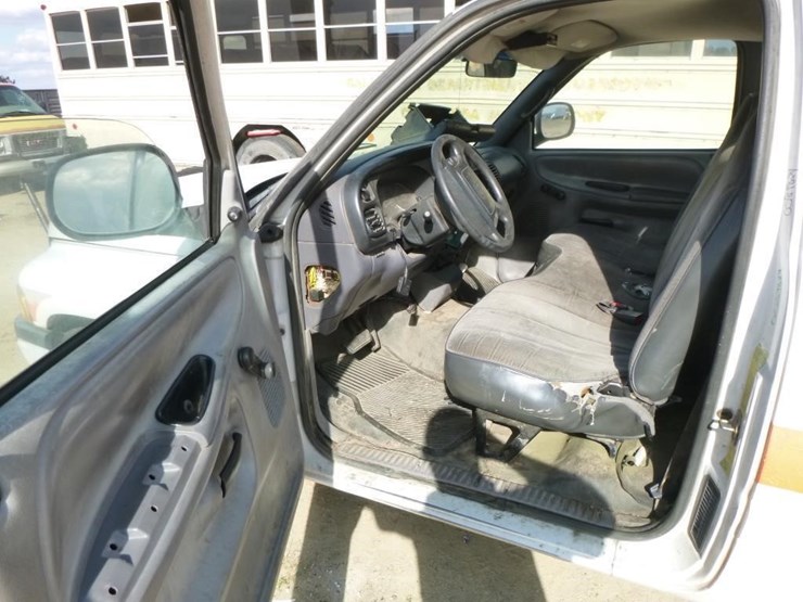 2002-dodge-ram-2500-image-7