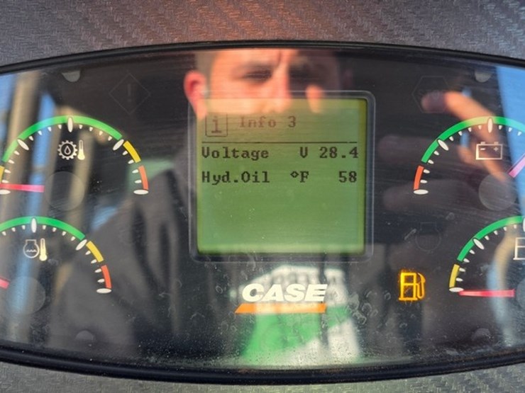2013-case-850m-image-86
